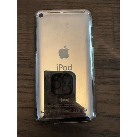 Apple iPod Touch 4th Generation A1367-32GB (Needs Battery Replacement) - Picture 5 of 7